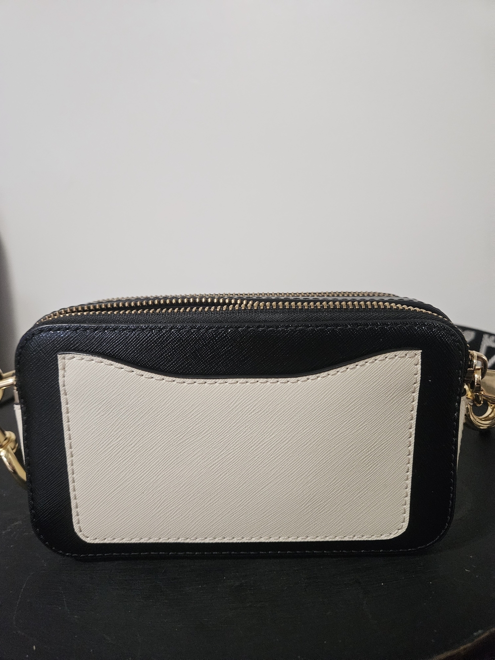 Marc Jacobs The Snapshot Camera Bag Cream Black Like New - Picture 4 of 13
